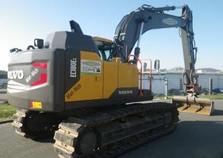Escavatori cingolati Volvo EC180EL