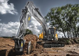 Escavatori cingolati Volvo EC220ENH