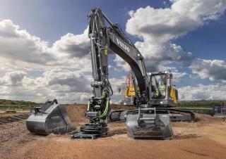 Escavatori cingolati Volvo EC250ERL