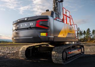 Escavatori cingolati Volvo EC400 Straight Boom NL