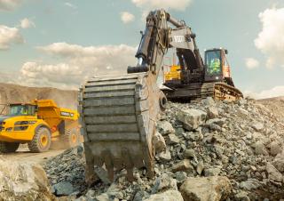 Escavatori cingolati Volvo EC750E