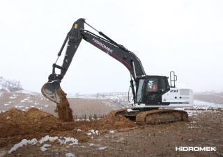 Escavatori cingolati Hidromek HMK 230 LC