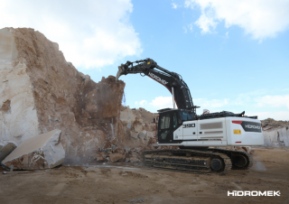 Escavatori cingolati Hidromek HMK 390 LC HD
