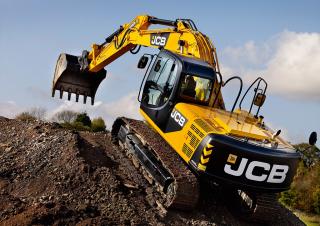 Escavatori cingolati JCB JS210LC