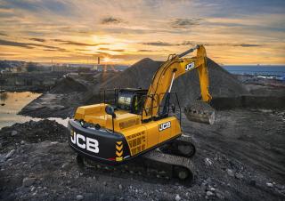 Escavatori cingolati JCB JS330NLC