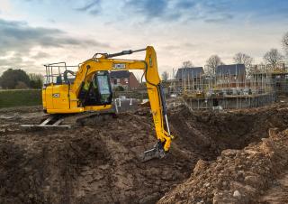 Escavatori cingolati JCB JZ 140 LC