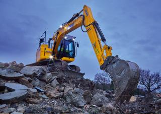 Escavatori cingolati JCB JZ 140 LC