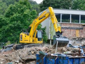 Escavatori cingolati Komatsu PC228ULC-10