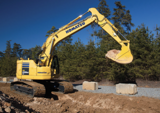 Escavatori cingolati Komatsu PC238USLC-11