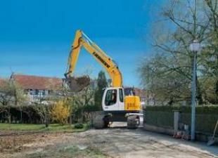 Escavatori cingolati Liebherr R 924 Compact