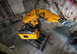 Escavatori cingolati Liebherr R 950 Tunnel Litronic 
