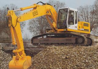 Escavatori cingolati Liebherr R924