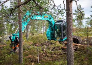 Escavatori cingolati Kobelco SK 140 SRL 5