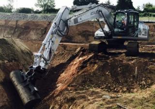 Escavatori cingolati Kobelco SK 210 H LC 10