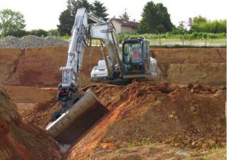Escavatori cingolati Kobelco SK 210 H LC 10