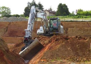 Escavatori cingolati Kobelco SK 210 H LC 10E 