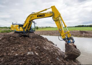 Escavatori cingolati Kobelco SK 210 LC 10