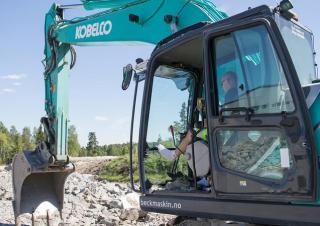 Escavatori cingolati Kobelco SK 260 NLC 10E