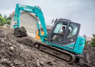 Escavatori cingolati Kobelco SK 85 MSR 3