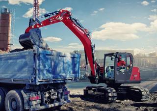 Escavatori cingolati Yanmar SV120