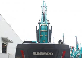 Escavatori cingolati Sunward SWE335F
