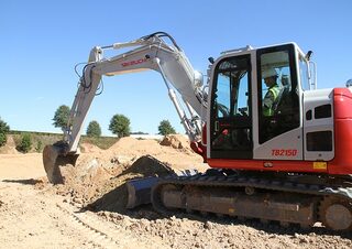 Escavatori cingolati Takeuchi TB 2150
