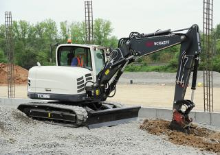 Escavatori cingolati Schaeff TC 85