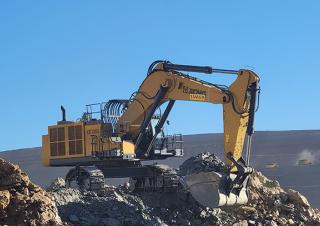 Escavatori cingolati XCMG XE1350