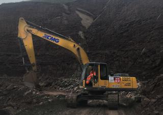 Escavatori cingolati XCMG XE265C 