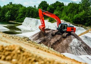 Escavatori cingolati Hitachi ZX250LC-6