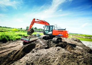 Escavatori cingolati Hitachi ZX210LC-6