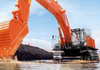 Escavatori cingolati Hitachi ZX670LCH-5G