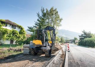 Escavatori gommati Mecalac 12 MTX