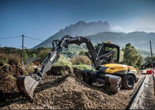 Escavatori gommati Mecalac 12 MTX