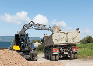 Escavatori gommati Mecalac 12 MTX
