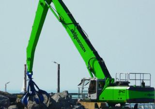 Movimentatori di materiali Sennebogen 840M E 