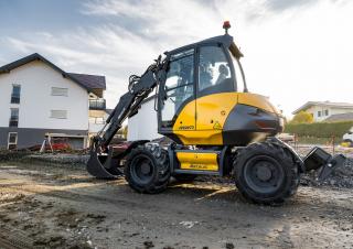 Escavatori gommati Mecalac 9MWR