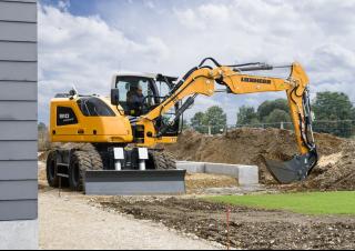 Escavatori gommati Liebherr A 910 Compact Litronic