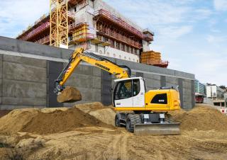 Escavatori gommati Liebherr A 916 Litronic