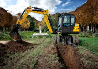 Escavatori gommati Yanmar B 75 2PB