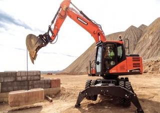 Escavatori gommati Doosan DX140W-5