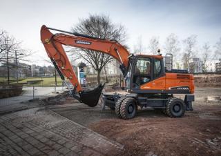 Escavatori gommati Doosan DX190W-5