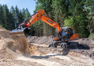 Escavatori gommati Doosan DX190W-7