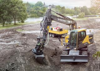 Escavatori gommati Volvo EW160E