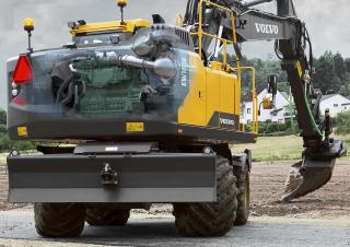 Escavatori gommati Volvo EW180E