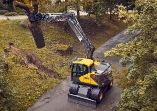 Escavatori gommati Volvo EWR150