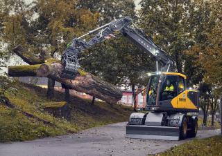 Escavatori gommati Volvo EWR150