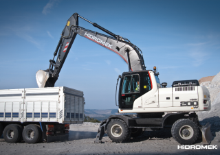 Escavatori gommati Hidromek HMK 200 W