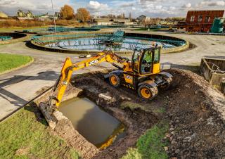 Escavatori gommati JCB Hydradig 110W