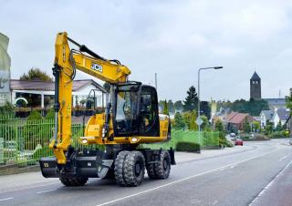 Escavatori gommati JCB JS145W